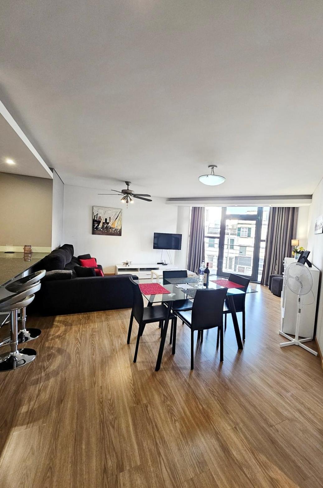 Anadia Atrium Apartment Funchal  Ngoại thất bức ảnh