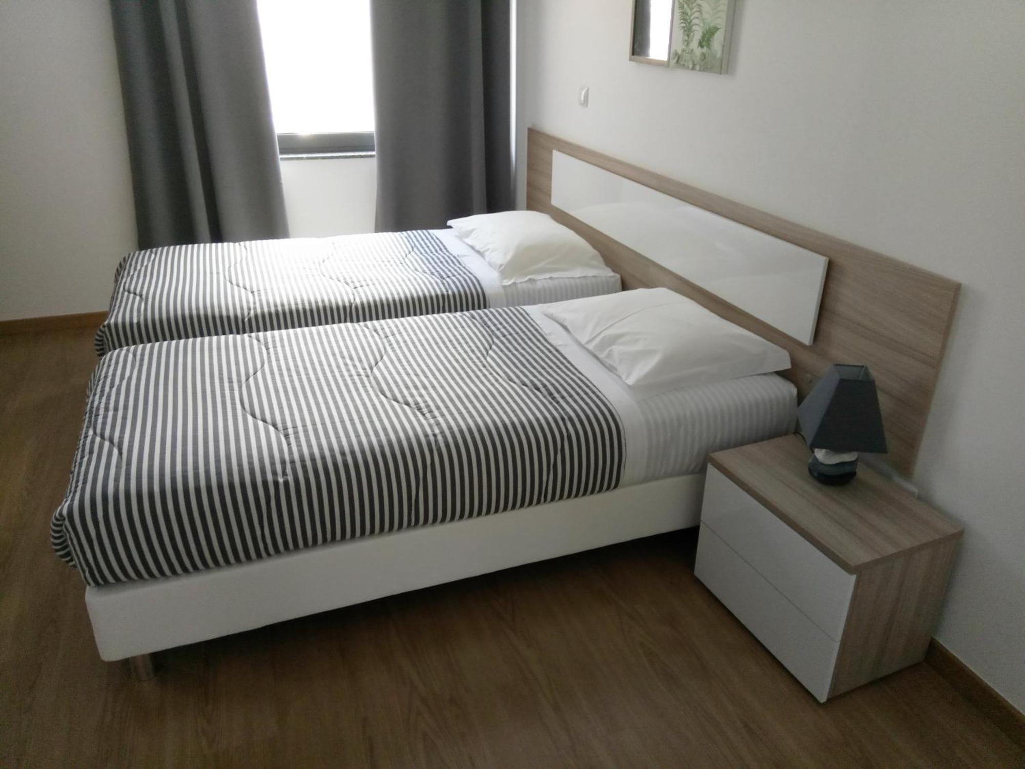 Anadia Atrium Apartment Funchal  Phòng bức ảnh